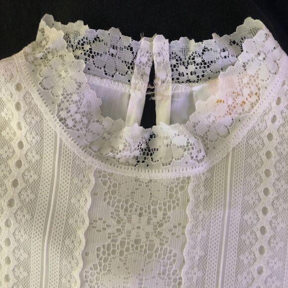 White Lace Victorian Blouse Womens M VTG High Neck Lace Detail Short Puff Sleeve - Picture 8 of 12